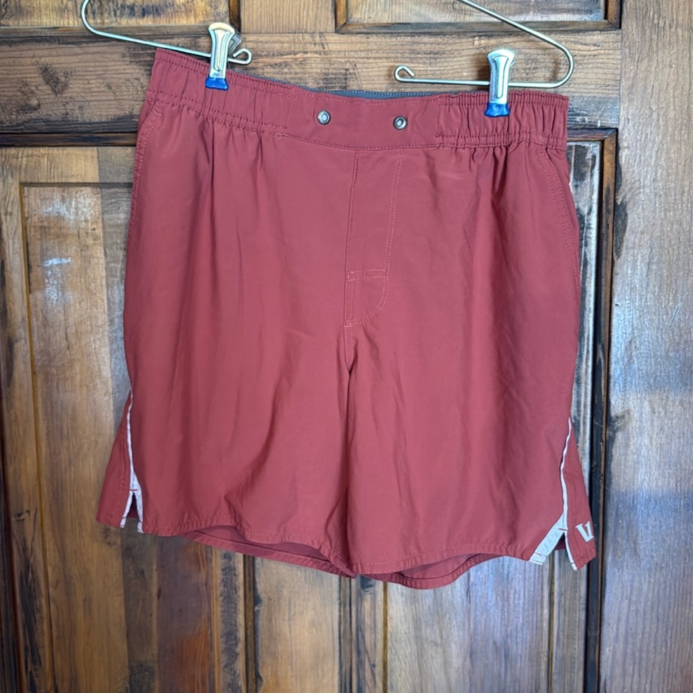Vuori Men’s lined shirts. Size small